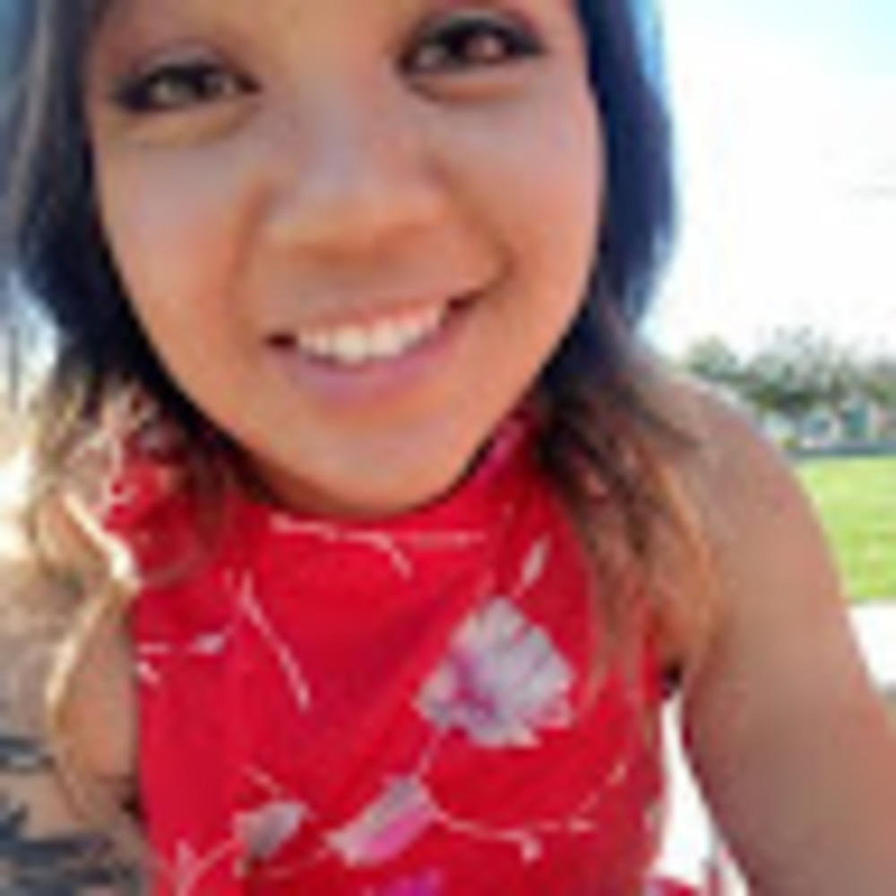 Meet your Posher, Lydia